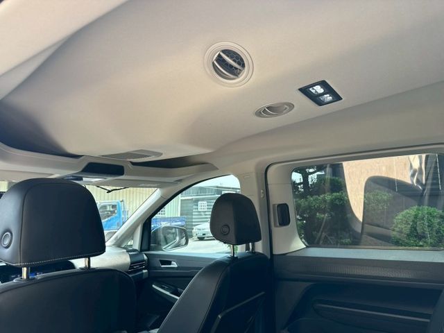 配倒車顯示/恆溫空調/倒車輔助系統/Acc定速巡航/車道維持系統/車道置中/自動停車/盲點偵測/摸門上鎖/啟停系統/LE  第15張相片
