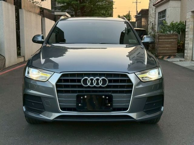 一手車 原版件 實跑97000公里 里程保證  跑少 無待修 外觀內裝顧得很好 無刮痕 無破損  第2張相片