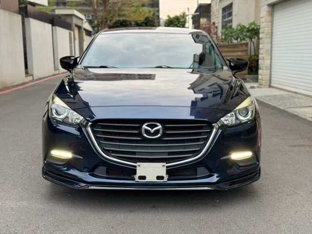 一手車 原版件 實跑10萬公里 里程保證   內裝乾淨 無菸味 外有在顧漆面佳 原廠保養  第2張相片