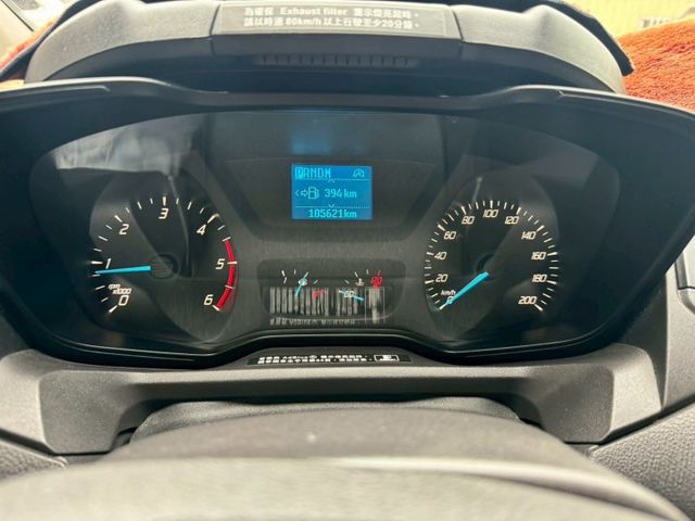 自排 柴油2.0 福特 旅行家 九人座 一手車 無事故  實跑10萬公里 原廠保養 私家用車 非營業用  第14張相片