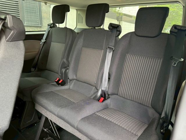 自排 柴油2.0 福特 旅行家 九人座 一手車 無事故  實跑10萬公里 原廠保養 私家用車 非營業用  第16張相片