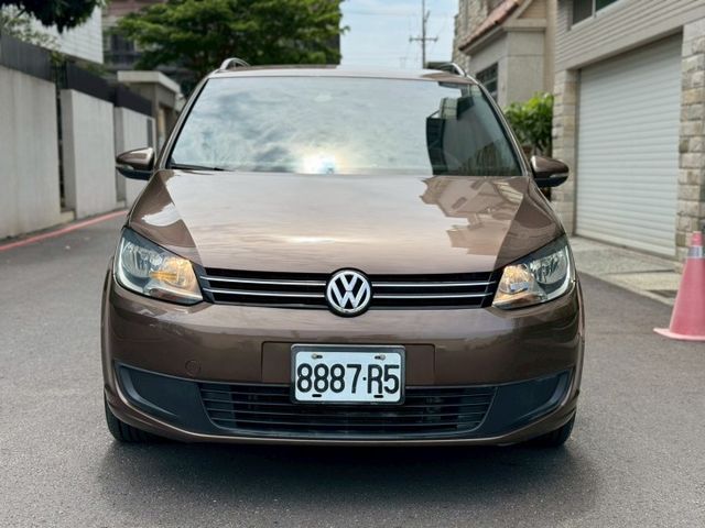 TOURAN  第2張相片