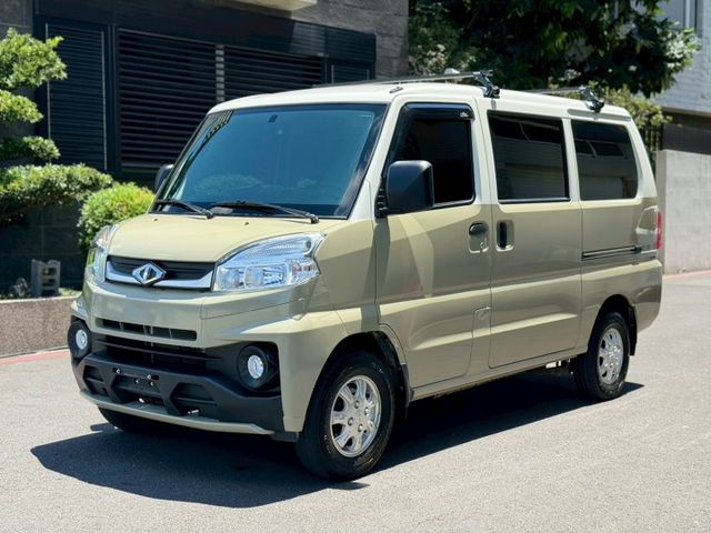 一手車 無事故 無待修 原廠保養 保固中 里程只跑8000公里 里程保證 實用賺錢車 盲點偵測 電收後視鏡 行車紀錄+倒  第1張相片