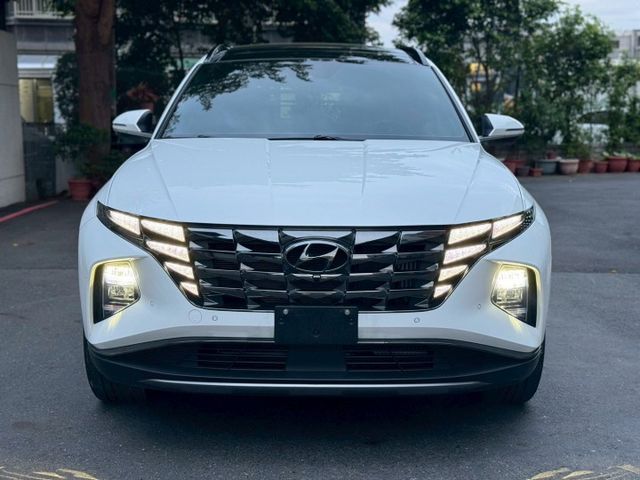 新車保固中 省價差現賺20萬  買到賺到  電尾門/盲點偵測/免鑰匙摸門/360環景/全景天窗/雙區恆溫/ACC跟車/車  第2張相片