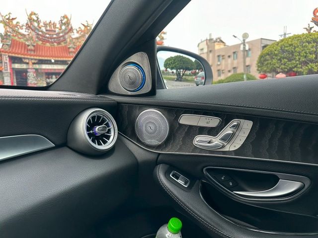 23p智慧駕駛 車道偏移 盲點偵測 氣壓避震 柏林之音 全景天窗 電動尾門 雙魚眼LED 免鑰匙套件  改裝 旋轉高音  第18張相片