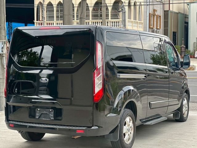 Ford Tourneo自排 九人座 旅行家 一手車 無事故 實跑41萬公里 純跑多 車況ok  第4張相片
