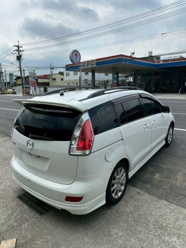 無事故 無待修 里程21萬多 破壞行情又來了 電動椅 天窗 該有的配備一樣不少 全給你  第4張相片