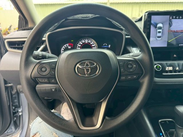 一手車 原版件 豪華+ 實跑35000 新車保固中  免鑰匙I-key /盲點偵測 / ACC跟車 /360度環景 /車  第16張相片