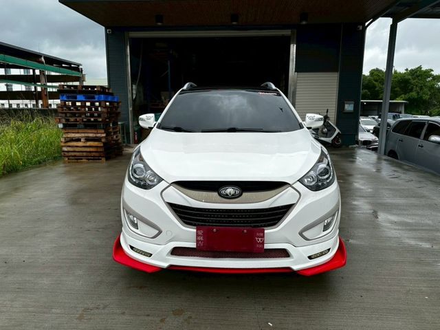 熱血爸爸愛用車 改大包 只開帥不開快 不操車 定速巡航 /衛星導航 /恆溫空調 /天窗 /倒車影像  第2張相片