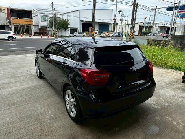原版件 無事故 實跑9萬公里 里程保證  高質感 有牌面 破壞行情不用50 讓你輕鬆入手  第6張相片