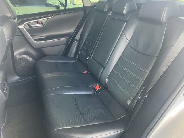 RAV4  第10張相片