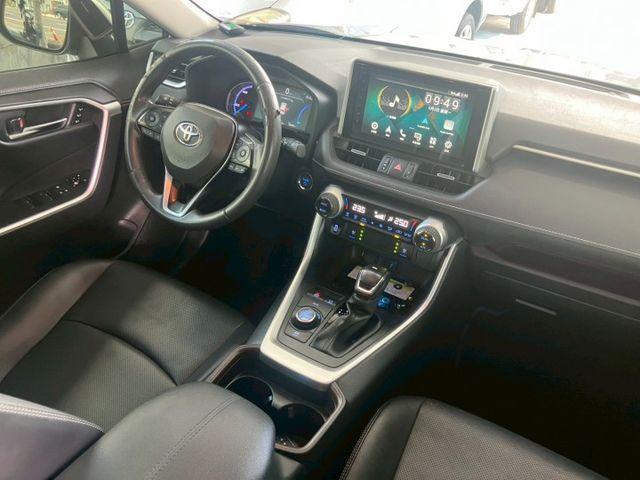 RAV4  第14張相片