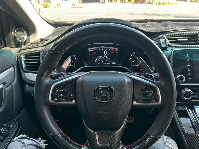 內裝幾乎沒使用痕跡 外觀漆面也顧很好 車庫車 配備滿滿360度環景/ ACC跟車/ 盲點偵測 / 車道偏移 /電動尾門  第10張相片