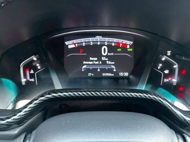 內裝幾乎沒使用痕跡 外觀漆面也顧很好 車庫車 配備滿滿360度環景/ ACC跟車/ 盲點偵測 / 車道偏移 /電動尾門  第11張相片