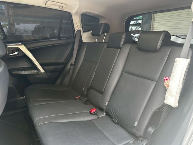 RAV4  第16張相片