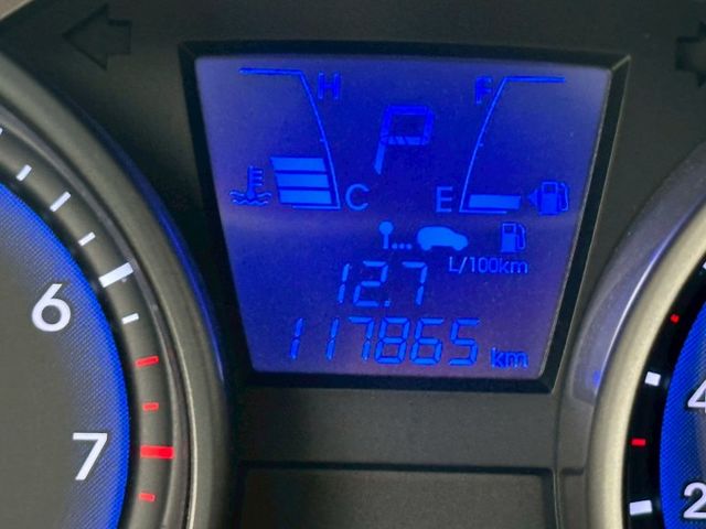 里程11萬多 保證漂亮的 定速巡航 雙區恆溫 電動座椅 倒車影像 電折後視鏡  第9張相片