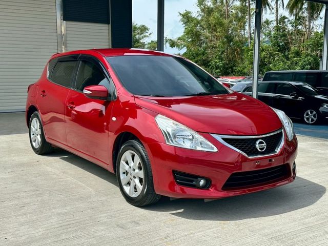 一手車 無事故 無待修 里程17萬公里 定速巡航 雙區恆溫 倒車影像 安卓機 I-key摸門  第3張相片