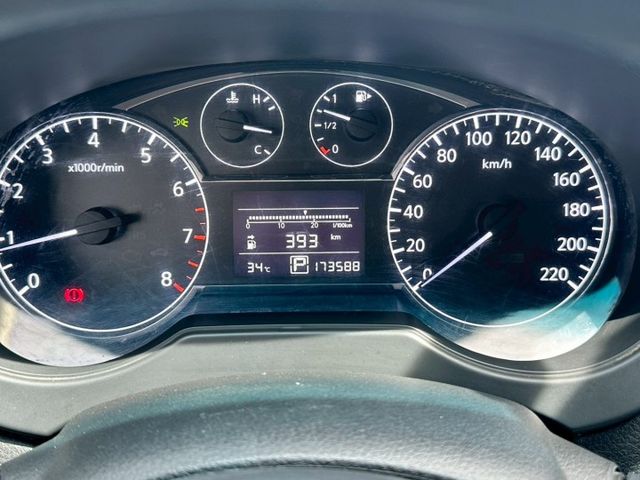 一手車 無事故 無待修 里程17萬公里 定速巡航 雙區恆溫 倒車影像 安卓機 I-key摸門  第10張相片