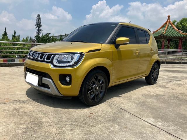 稅金只需8000  平均油耗22km/L 車長3.7米 市場最小車 定速巡航 車道偏離 AEB自動煞車 方向盤快控 倒車  第1張相片