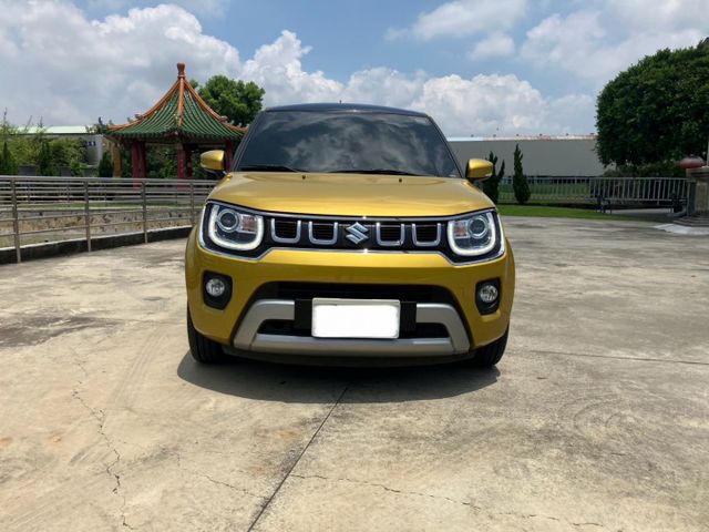 稅金只需8000  平均油耗22km/L 車長3.7米 市場最小車 定速巡航 車道偏離 AEB自動煞車 方向盤快控 倒車  第2張相片