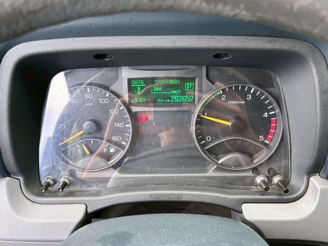 11.5呎 自排3.5噸  無事故 無待修 實跑29萬公里 里程保證  加裝升降尾門 五面掀帆布  第9張相片