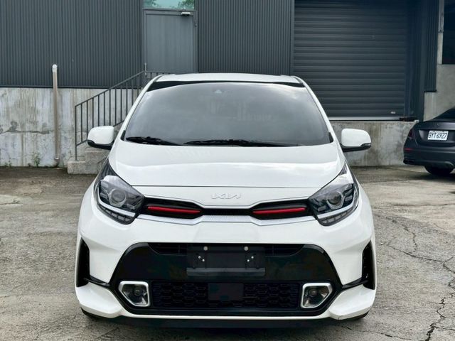 實跑15,000公里 新車保固中 小cc一年稅金只要8000 車長3.6米 保證好停車 超滿配 ACC智慧駕駛/ 車道偏  第2張相片