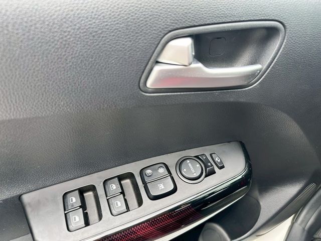 實跑15,000公里 新車保固中 小cc一年稅金只要8000 車長3.6米 保證好停車 超滿配 ACC智慧駕駛/ 車道偏  第13張相片