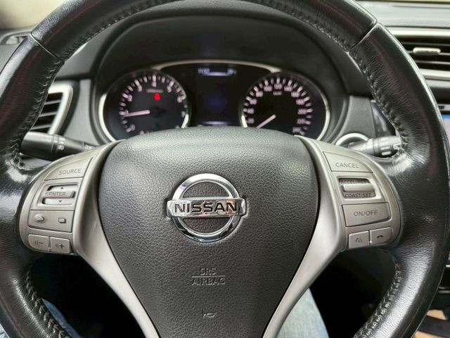 豪華影音版 一手車 無事故 里程24萬 車況健康 配備多空間大 I-key摸門 360環景 全景天窗 恆溫空調 抬頭  第8張相片