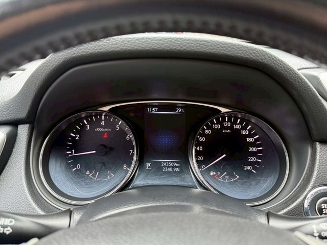 豪華影音版 一手車 無事故 里程24萬 車況健康 配備多空間大 I-key摸門 360環景 全景天窗 恆溫空調 抬頭  第9張相片