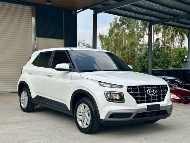 小休旅 1.6 一手車 無事故 無待修 實跑24000公里 里程保證  第3張相片