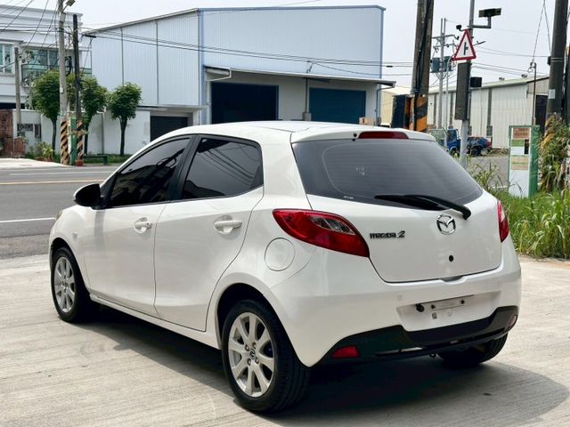 實跑12萬多公里 里程保證  跑少車況佳  引擎順暢 變速箱健康 冷氣很冷  第6張相片