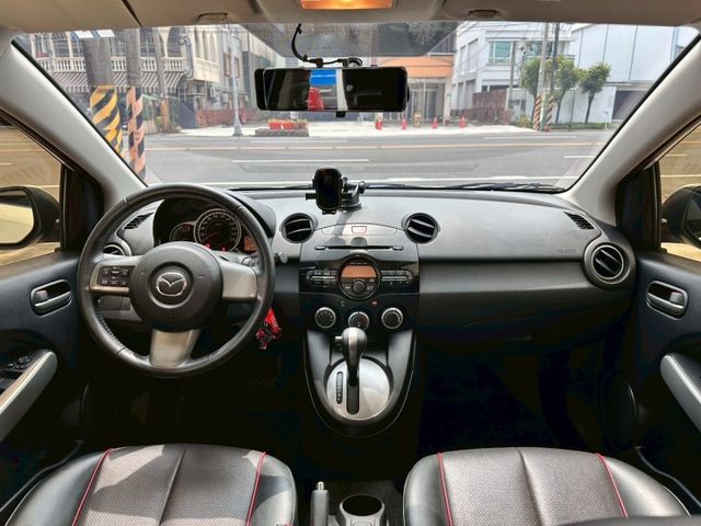 實跑12萬多公里 里程保證  跑少車況佳  引擎順暢 變速箱健康 冷氣很冷  第7張相片