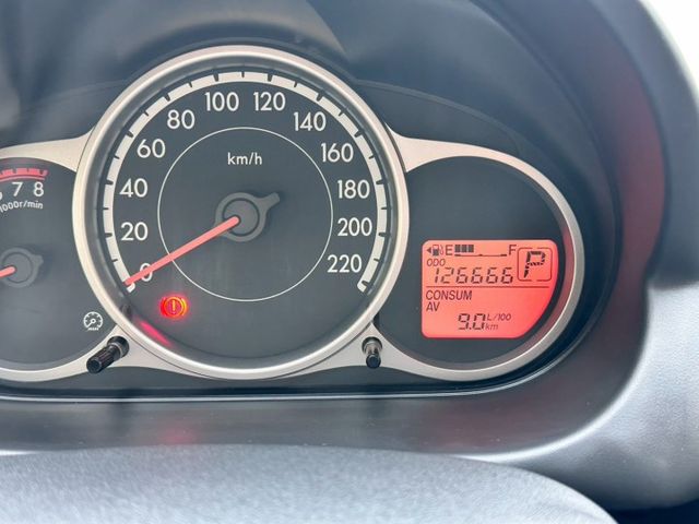 實跑12萬多公里 里程保證  跑少車況佳  引擎順暢 變速箱健康 冷氣很冷  第10張相片