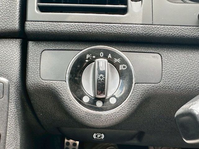 日規 稀有車 無事故 無待修 實跑18萬公里 里程保證 車況優良 內裝外觀都有在顧 使用痕跡少  第13張相片