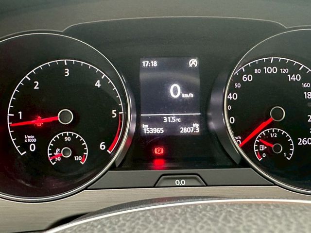 一手車 無事故 無待修 里程15萬 里程保證 空間大 省油又有力 省稅金 引擎正常 換檔順暢  第11張相片