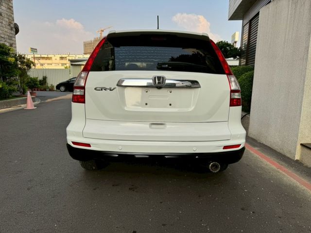 無事故 無待修 實跑26萬公里 耗材準時更換  頂級4WD 天窗 電動椅 定速  引擎無異音 換檔順暢  第5張相片