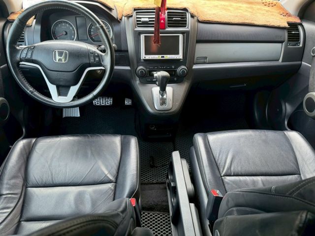 無事故 無待修 實跑26萬公里 耗材準時更換  頂級4WD 天窗 電動椅 定速  引擎無異音 換檔順暢  第14張相片