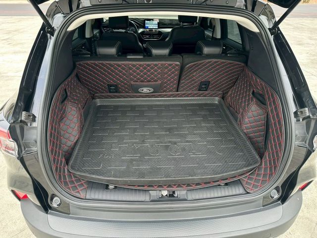 原版件 無待修 實跑10萬公里 里程保證  ACC跟車 車道偏離 恆溫空調 I-key摸門 盲點偵測  第6張相片