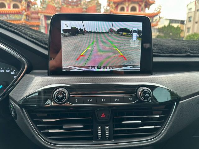 原版件 無待修 實跑10萬公里 里程保證  ACC跟車 車道偏離 恆溫空調 I-key摸門 盲點偵測  第11張相片
