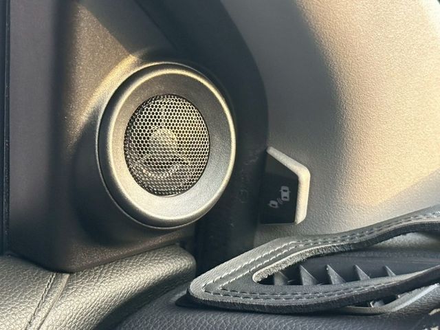 ACC跟車 車道偏離 自動煞車 電動尾門 盲點偵測  I-key摸門原廠螢幕 倒車影像 LED頭燈 恆溫空調  第13張相片