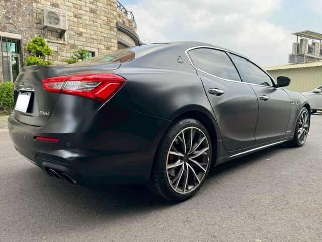 無事故 無待修 里程 14.6萬公里 里程保證 正常保養 引擎無異音 無漏油 變速換檔順暢 義大利跑車 手工製造 350  第4張相片