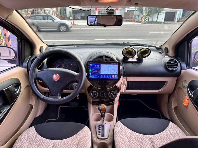 M CAR  第7張相片