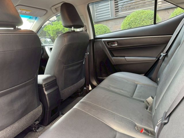 一手車 原版件 實跑9萬多公里 里程保證  免鑰匙套件 定速巡航 恆溫空調  盲點偵測  第8張相片