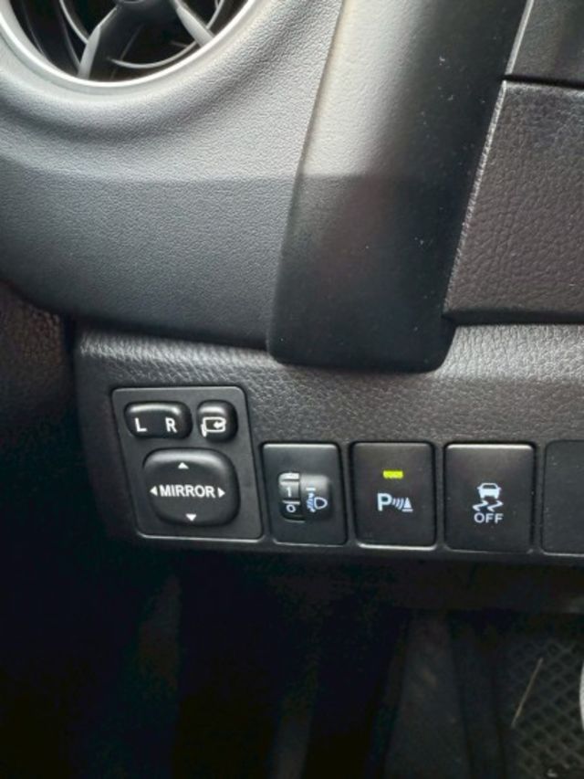 一手車 原版件 實跑5萬多公里 里程保證  免鑰匙套件 定速巡航 恆溫空調  盲點偵測  第12張相片