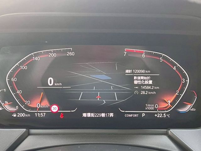 1 SERIES  第7張相片