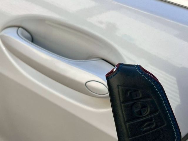 1 SERIES  第15張相片