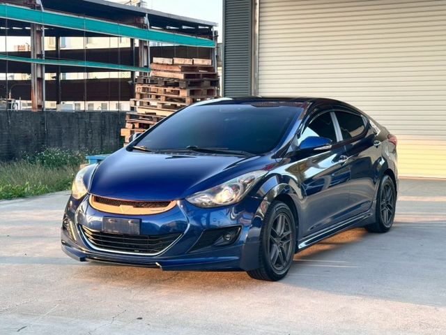 無事故｜無待修 里程｜173091 km《里程保證》 ［重點配備］ i-key摸門 雙區恆溫 電動天窗 電動座椅 定速巡  第1張相片