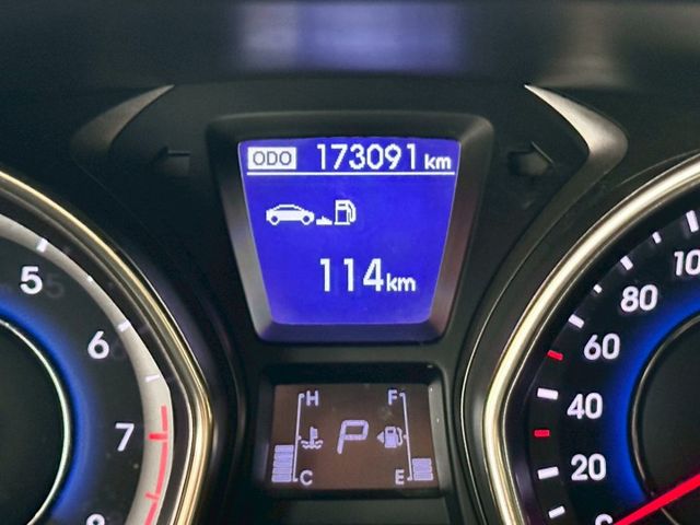 無事故｜無待修 里程｜173091 km《里程保證》 ［重點配備］ i-key摸門 雙區恆溫 電動天窗 電動座椅 定速巡  第9張相片