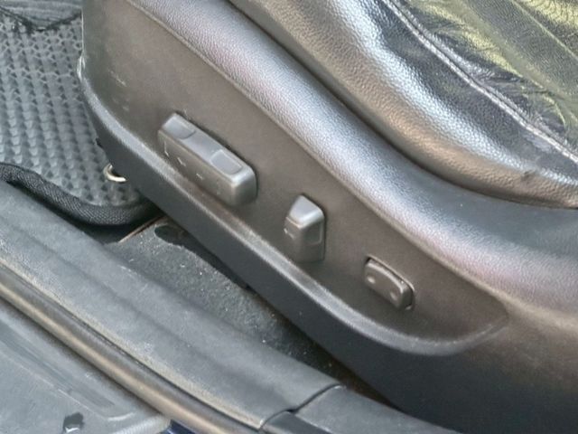 無事故｜無待修 里程｜173091 km《里程保證》 ［重點配備］ i-key摸門 雙區恆溫 電動天窗 電動座椅 定速巡  第12張相片