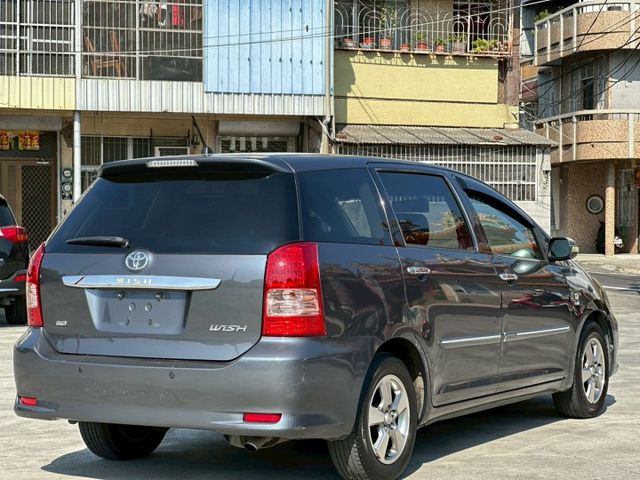 無事故 無待修 里程22萬 開不壞的車 內外有在顧  外觀漆面已整理 內裝無破損 代步神車 空間大  第4張相片